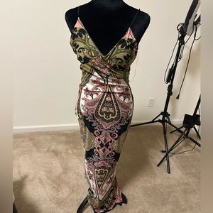 Sexy Curve Backless Maxi Dress